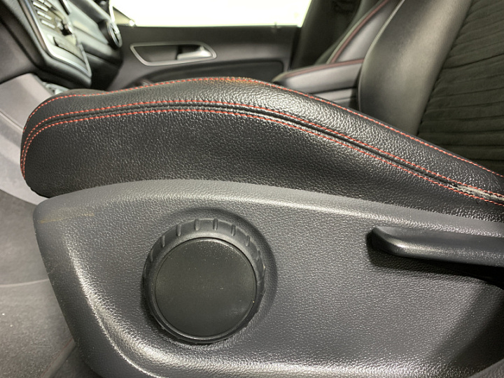 MERCEDES-BENZ CLA 1.6, 2014 года, Робот, ФИОЛЕТОВЫЙ