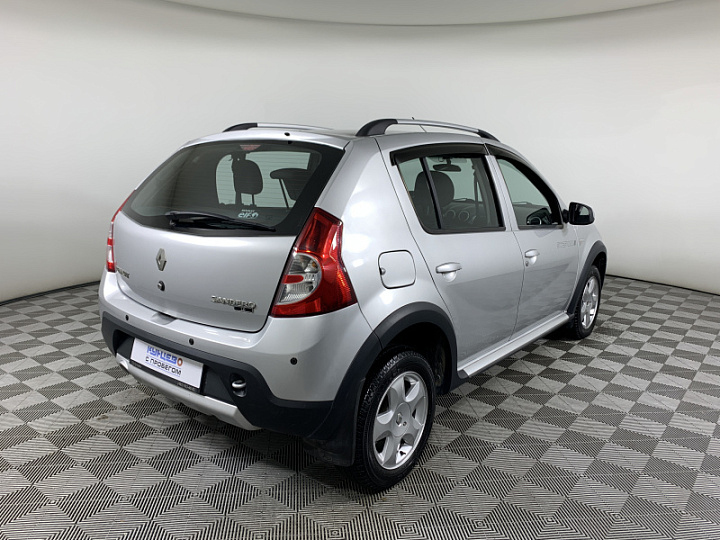 RENAULT Sandero Stepway 1.6, 2013 года, Механика, Серебристо-желтый