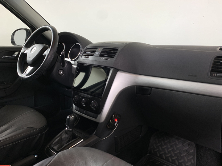 SKODA Yeti 1.8, 2015 года, Робот, БЕЛЫЙ