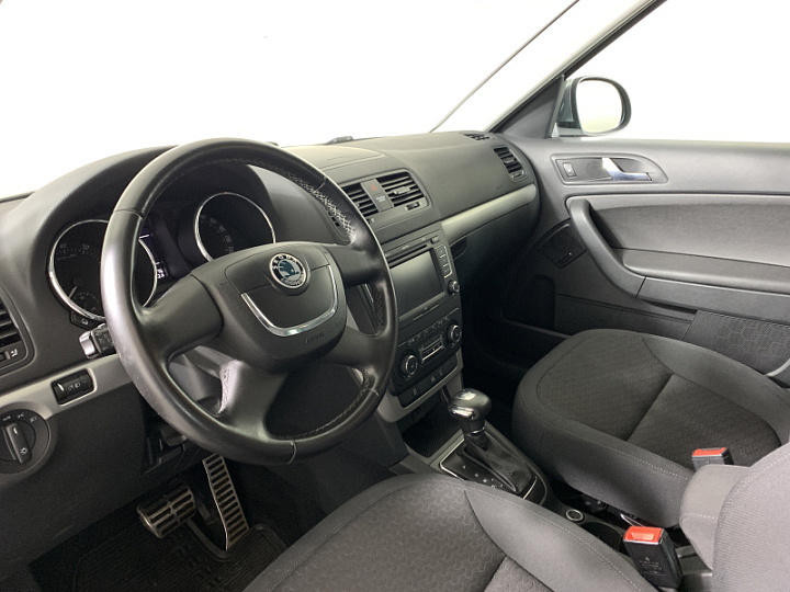 SKODA Yeti 1.8, 2012 года, Робот, СЕРЫЙ