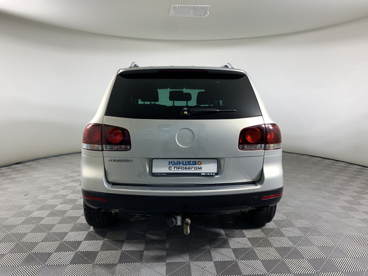 VOLKSWAGEN Touareg 2.5, 2007 года, Автоматическая, Серебристо-желтый