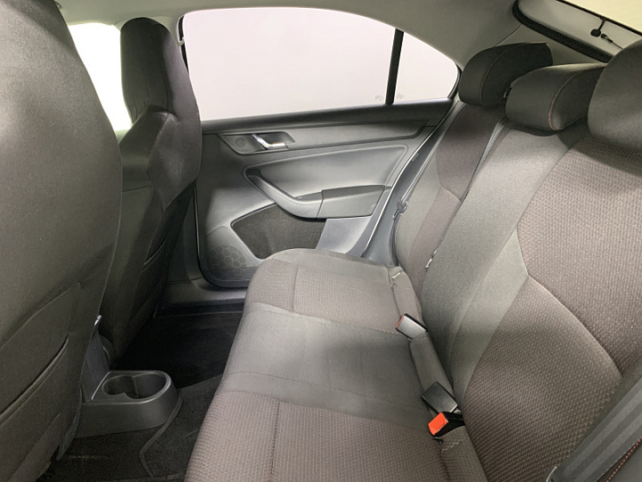 SKODA Rapid 1.6, 2015 года, Механика, БЕЛЫЙ