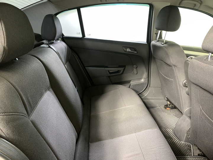 Opel Astra 1.8, 2009 года, Механика, Темно-серый