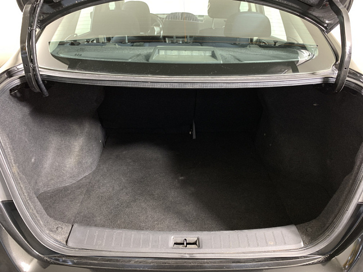 Nissan Sentra 1.6, 2014 года, Вариатор, Черный