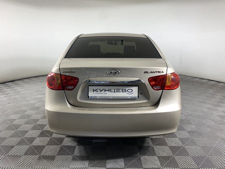 Hyundai Elantra 1.6, 2010 года, Автоматическая, Желтый