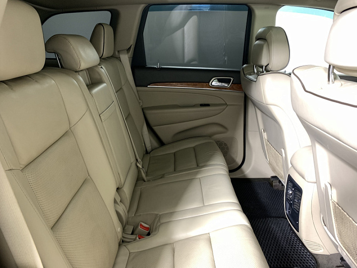 Jeep Grand Cherokee 3, 2012 года, Автоматическая, Серый