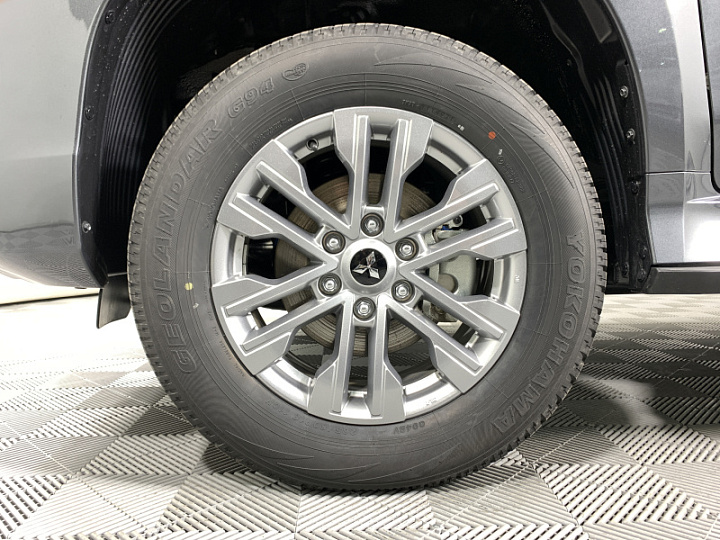 MITSUBISHI Pajero Sport 2.4, 2022 года, Автоматическая, СЕРЫЙ