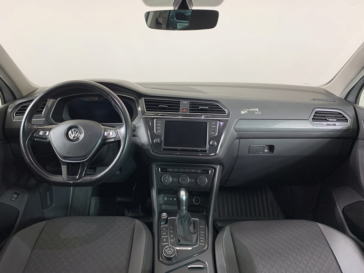 VOLKSWAGEN Tiguan 2, 2016 года, Робот, БЕЛЫЙ