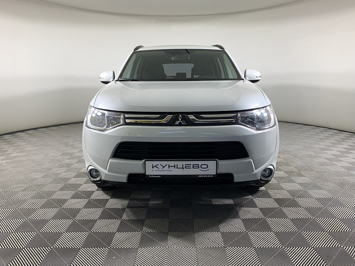 Mitsubishi Outlander 2, 2013 года, Вариатор, БЕЛЫЙ