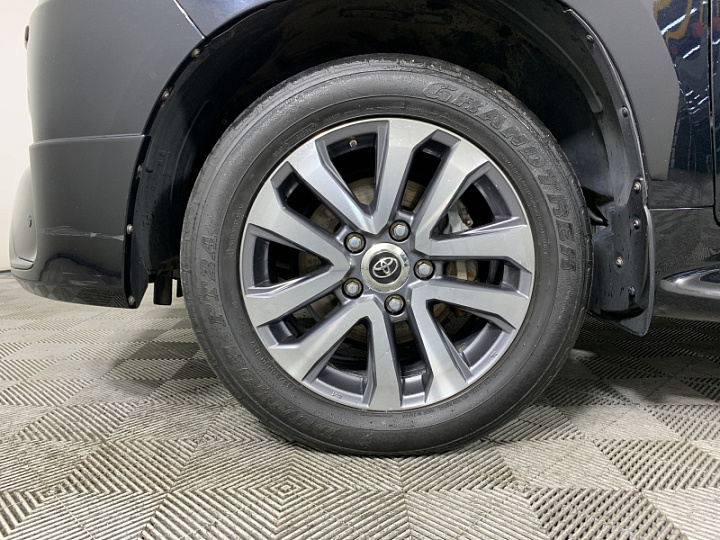 TOYOTA Land Cruiser 4.5, 2016 года, Автоматическая, ЧЕРНЫЙ