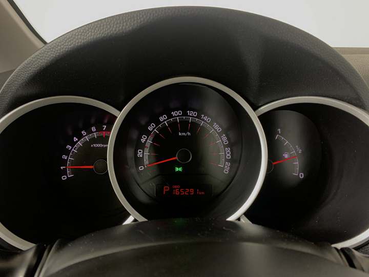 KIA Venga 1.6, 2012 года, Автоматическая, КРАСНЫЙ