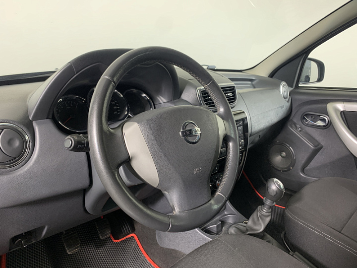 NISSAN Terrano 2, 2016 года, Механика, ЧЕРНЫЙ