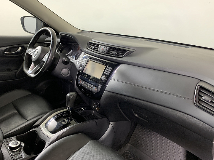 NISSAN X-Trail 2.5, 2018 года, Вариатор, Серебристый