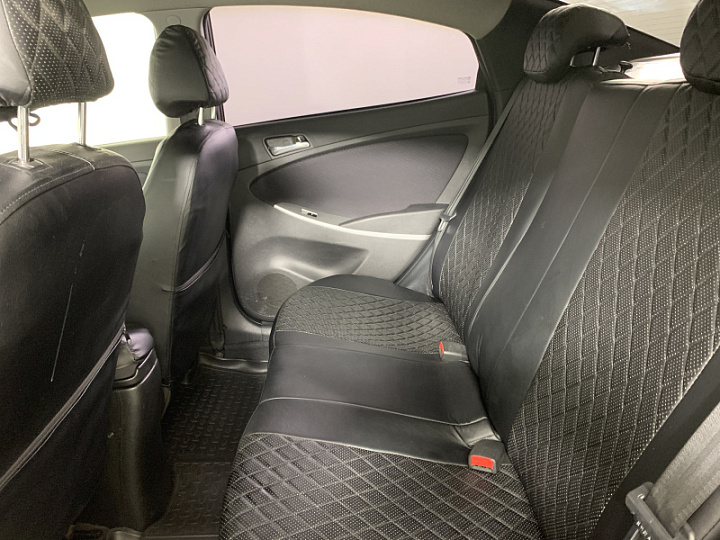 HYUNDAI Solaris 1.6, 2013 года, Механика, ФИОЛЕТОВЫЙ