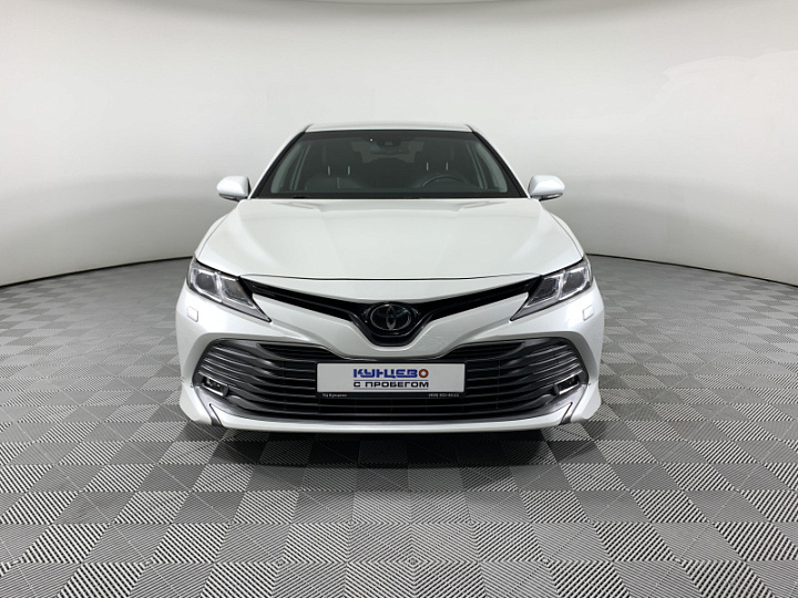 TOYOTA Camry 2.5, 2019 года, Автоматическая, БЕЛЫЙ