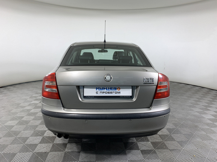 SKODA Octavia 2, 2008 года, Автоматическая, СЕРЫЙ