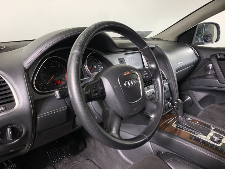 Audi Q7 3, 2009 года, Автоматическая, Светло серый