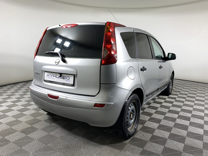 NISSAN Note 1.6, 2006 года, Автоматическая, Серебристый