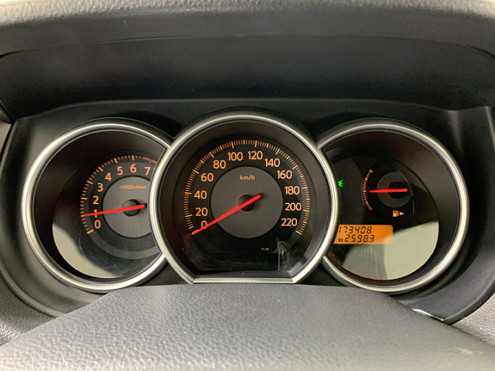 NISSAN Tiida 1.6, 2007 года, Механика, СЕРЫЙ