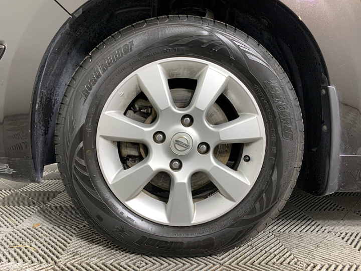 NISSAN Tiida 1.6, 2013 года, Автоматическая, КОРИЧНЕВЫЙ