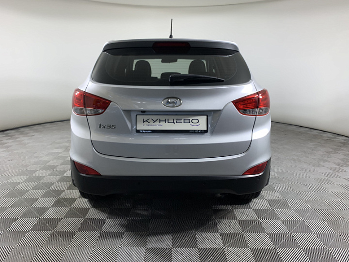 Hyundai ix35 2, 2014 года, Автоматическая, Серебристый