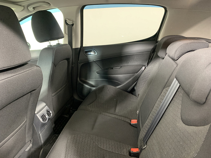 PEUGEOT 308 1.6, 2012 года, Автоматическая, Серо-бежевый