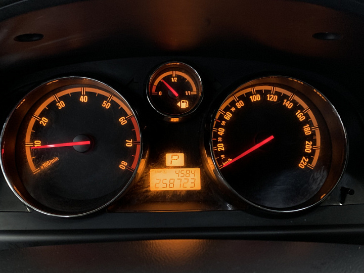 OPEL Antara 2.4, 2011 года, Автоматическая, СЕРЫЙ
