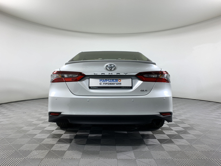 TOYOTA Camry 2.5, 2022 года, Автоматическая, БЕЛЫЙ