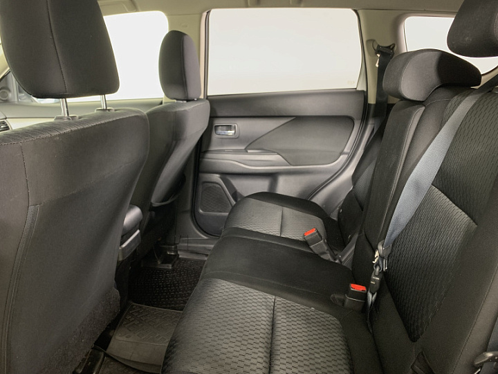 Mitsubishi Outlander 2, 2013 года, Вариатор, БЕЛЫЙ