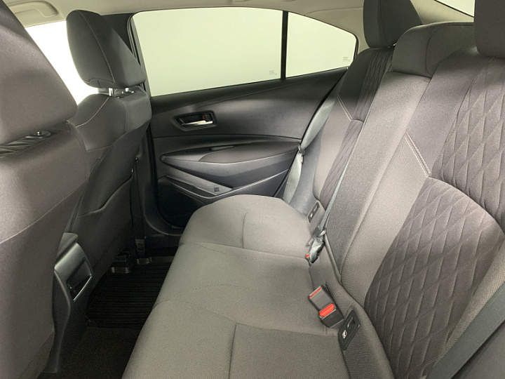 TOYOTA Corolla 1.6, 2022 года, Вариатор, БЕЛЫЙ