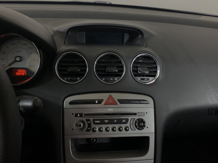 Peugeot 308 1.6, 2008 года, Автоматическая, Белый