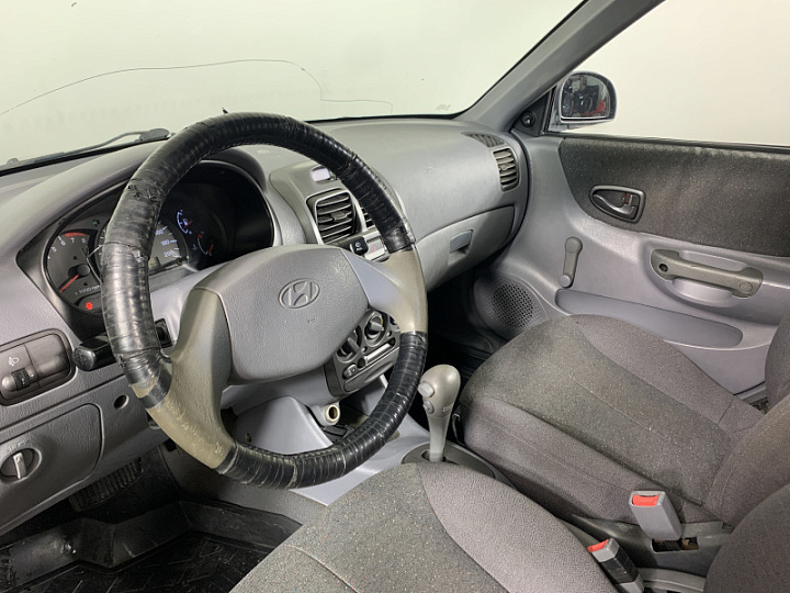 HYUNDAI Accent 1.5, 2004 года, Автоматическая, СЕРЫЙ