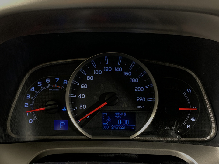 TOYOTA RAV4 2, 2014 года, Вариатор, Серебристый