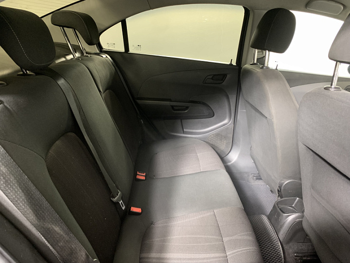 Chevrolet Aveo 1.6, 2012 года, Механика, Черный