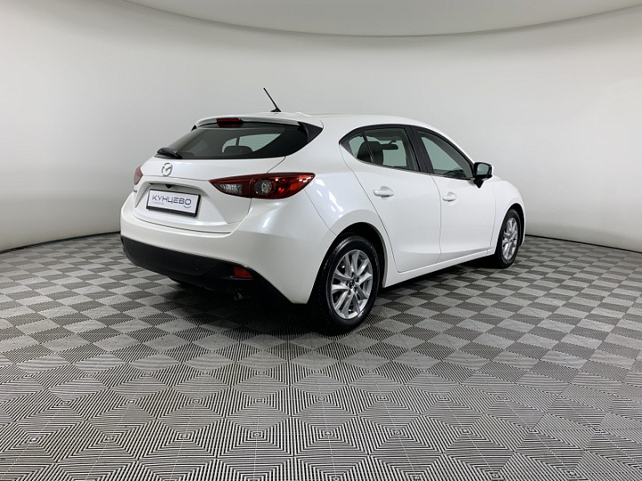 MAZDA 3 1.6, 2015 года, Автоматическая, БЕЛЫЙ