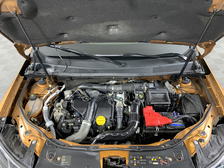 RENAULT Duster 1.5, 2021 года, Механика, ОРАНЖЕВЫЙ