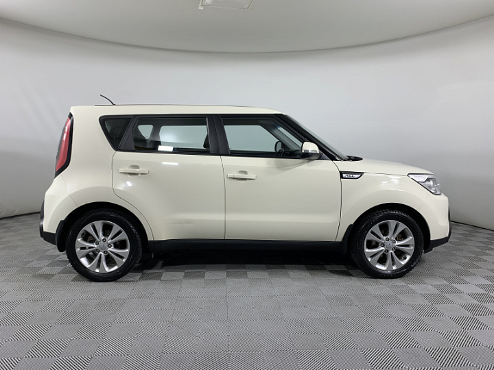 KIA Soul 1.6, 2015 года, Автоматическая, БЕЖЕВЫЙ