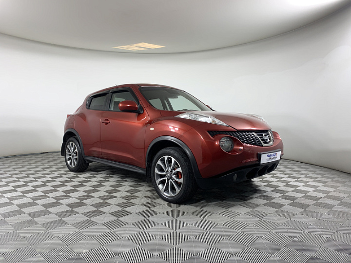NISSAN Juke 1.6, 2013 года, Вариатор, КРАСНЫЙ