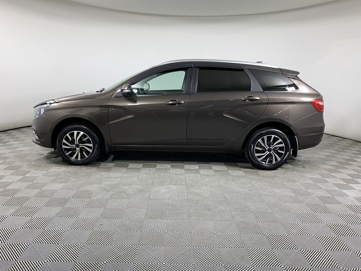 Lada Vesta 1.6, 2019 года, Механика, КОРИЧНЕВЫЙ