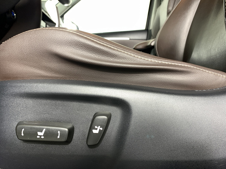 TOYOTA Fortuner 2.8, 2017 года, Автоматическая, Темно-Коричневый