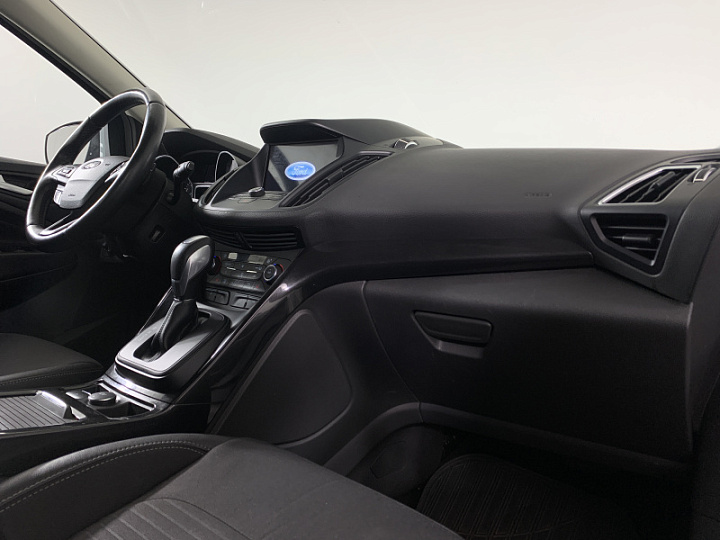 FORD Kuga 2.5, 2017 года, Автоматическая, БЕЛЫЙ