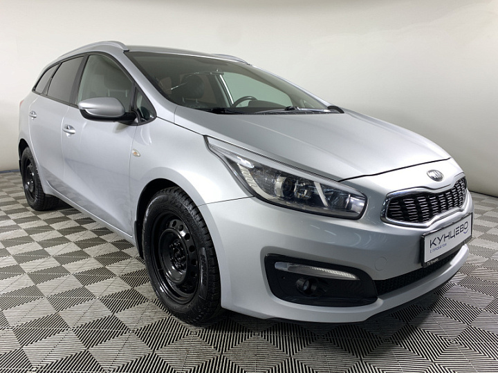 KIA Ceed 1.6, 2017 года, Автоматическая, Серебристый