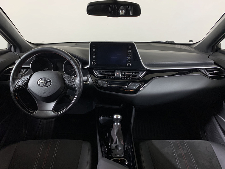 TOYOTA C-HR 2, 2021 года, Вариатор, СЕРЫЙ