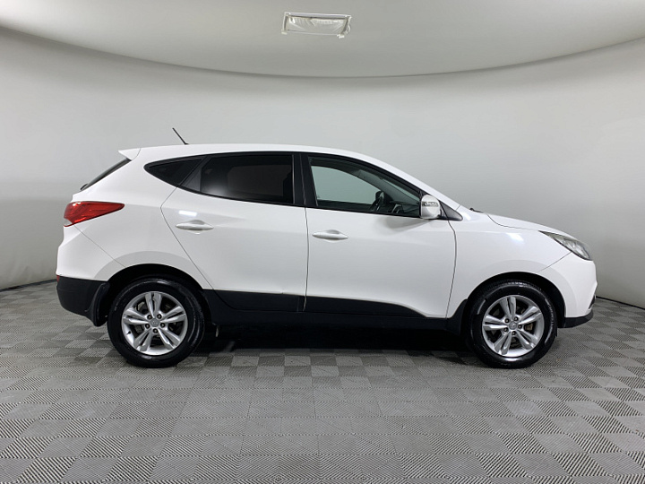 HYUNDAI ix35 2, 2013 года, Механика, БЕЛЫЙ