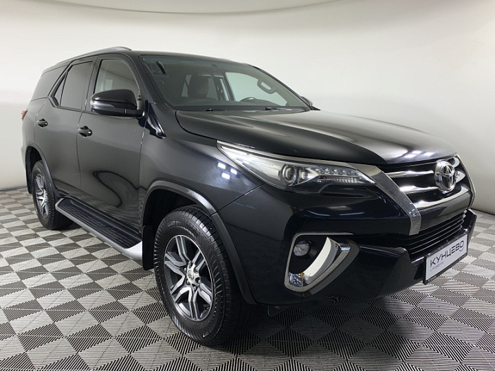 Toyota Fortuner 2.8, 2019 года, Автоматическая, Черный
