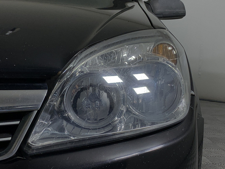 Opel Astra 1.8, 2008 года, Автоматическая, ЧЕРНЫЙ