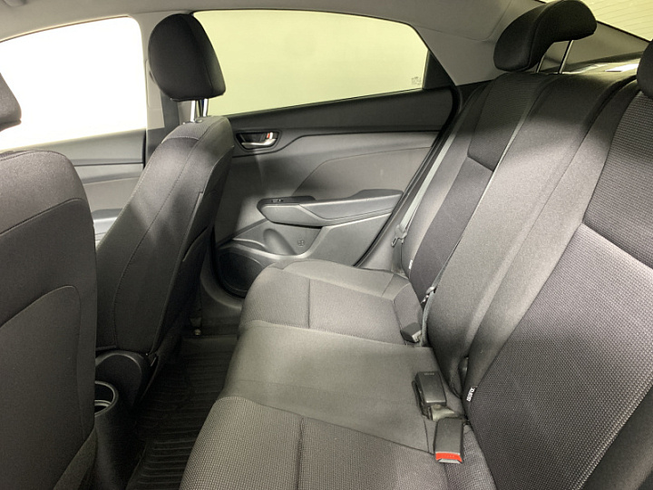 HYUNDAI Solaris 1.6, 2018 года, Механика, СИНИЙ