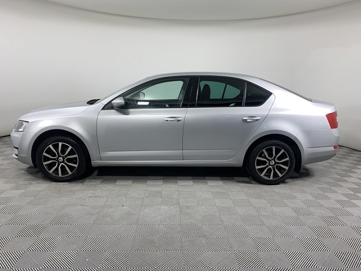 SKODA Octavia 1.4, 2015 года, Робот, Серебристый