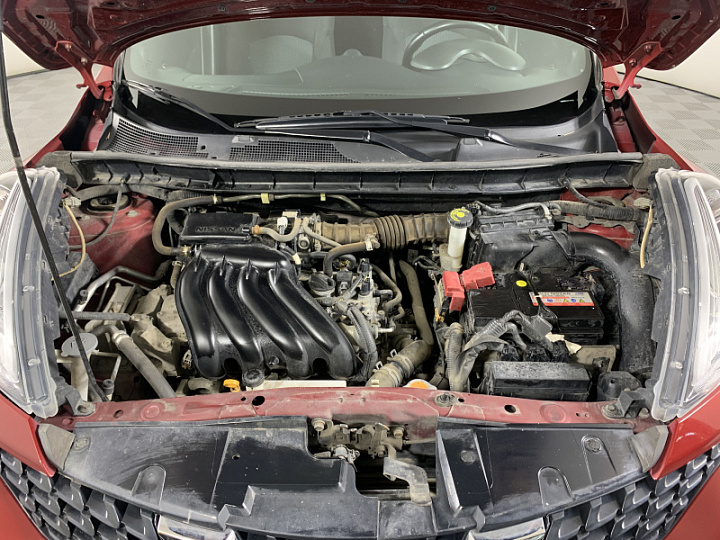 NISSAN Juke 1.6, 2015 года, Вариатор, КРАСНЫЙ