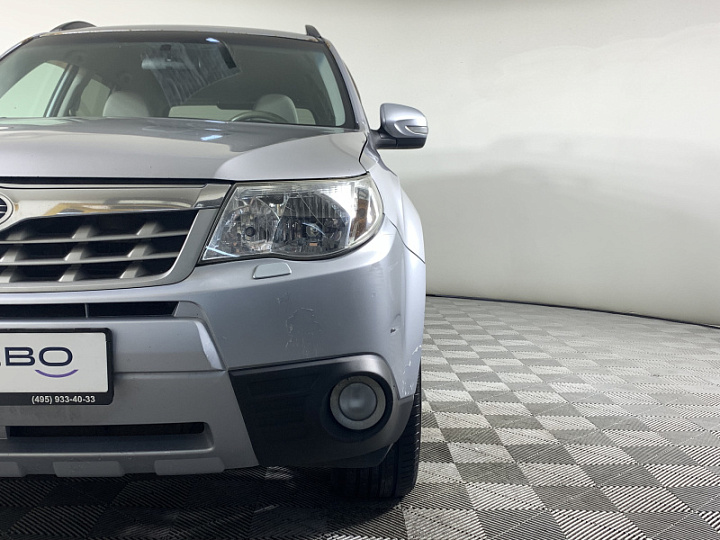 Subaru Forester 2, 2012 года, Автоматическая, Серебристый